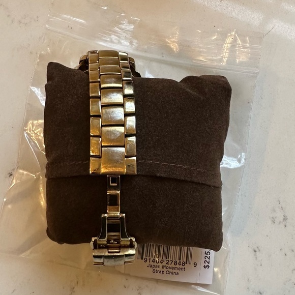 Michael kors gold watch